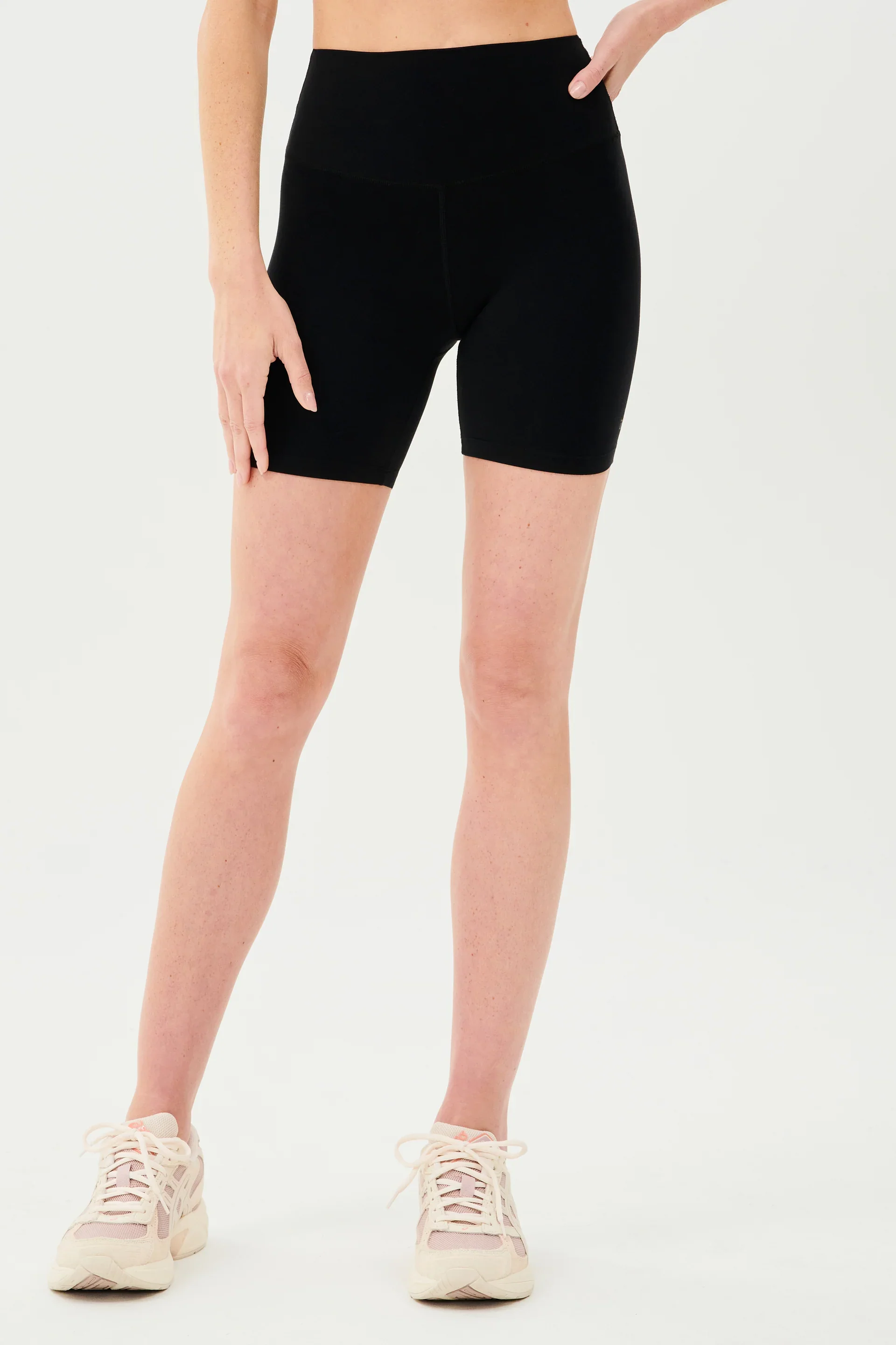 Airweight High Waist Short - Image 3