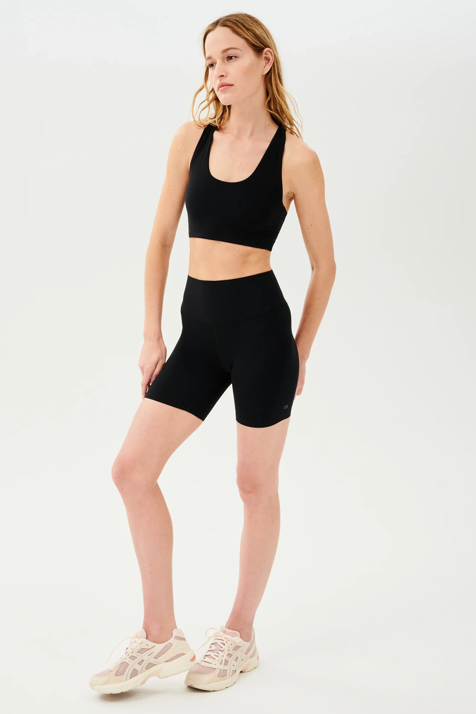 Airweight High Waist Short - Image 4