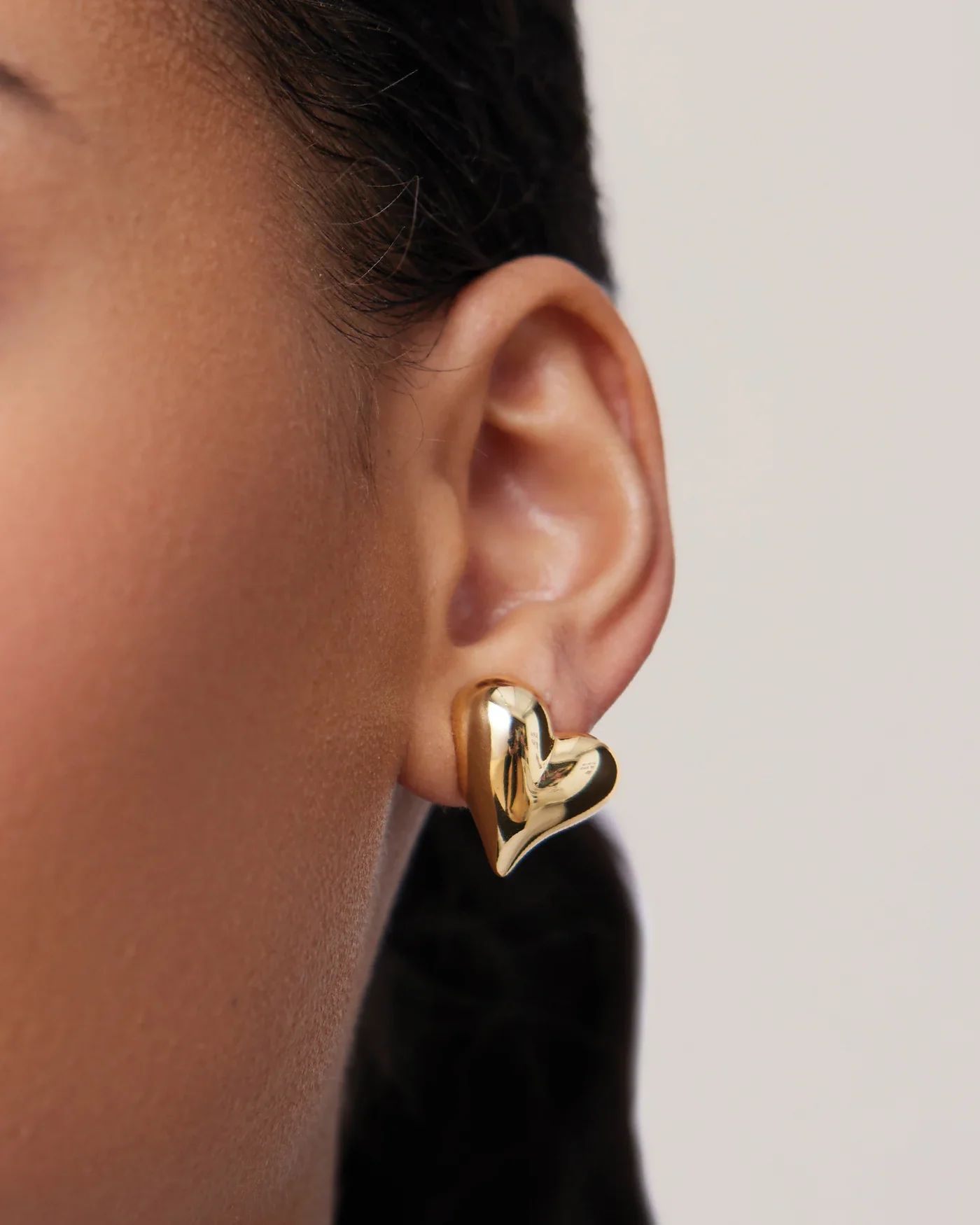 Art Heart Button Earrings in Gold - Image 4
