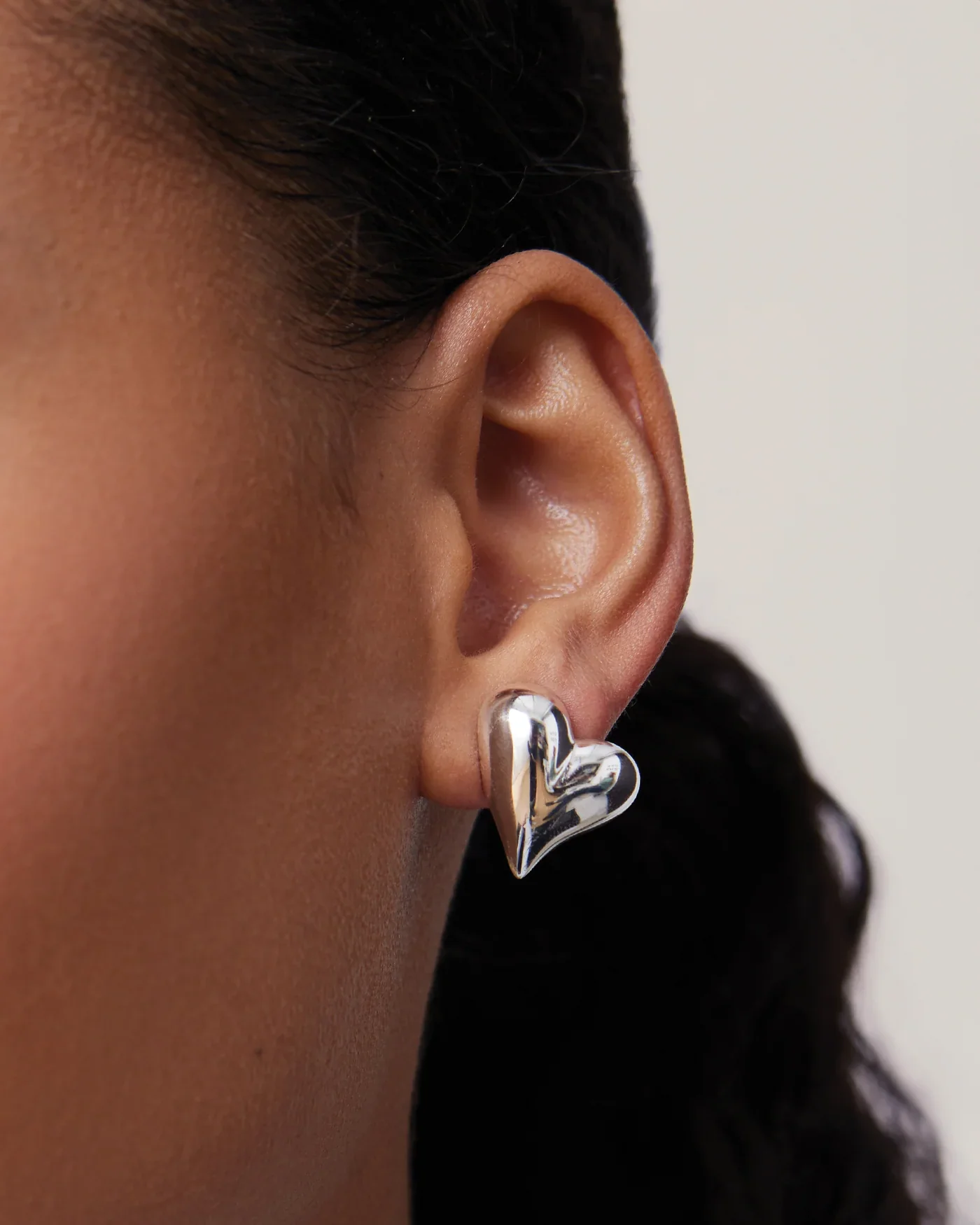 Art Heart Button Earrings in Silver - Image 2