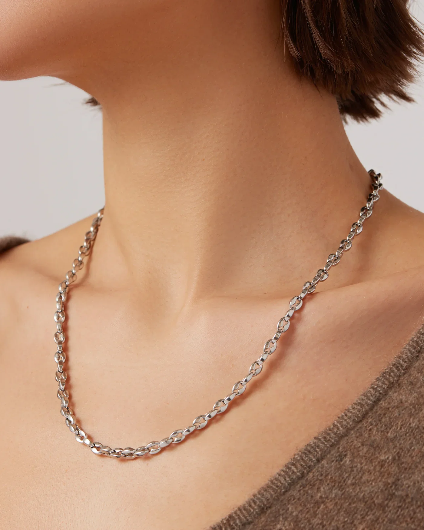 Dhani Chain in Silver - Image 4
