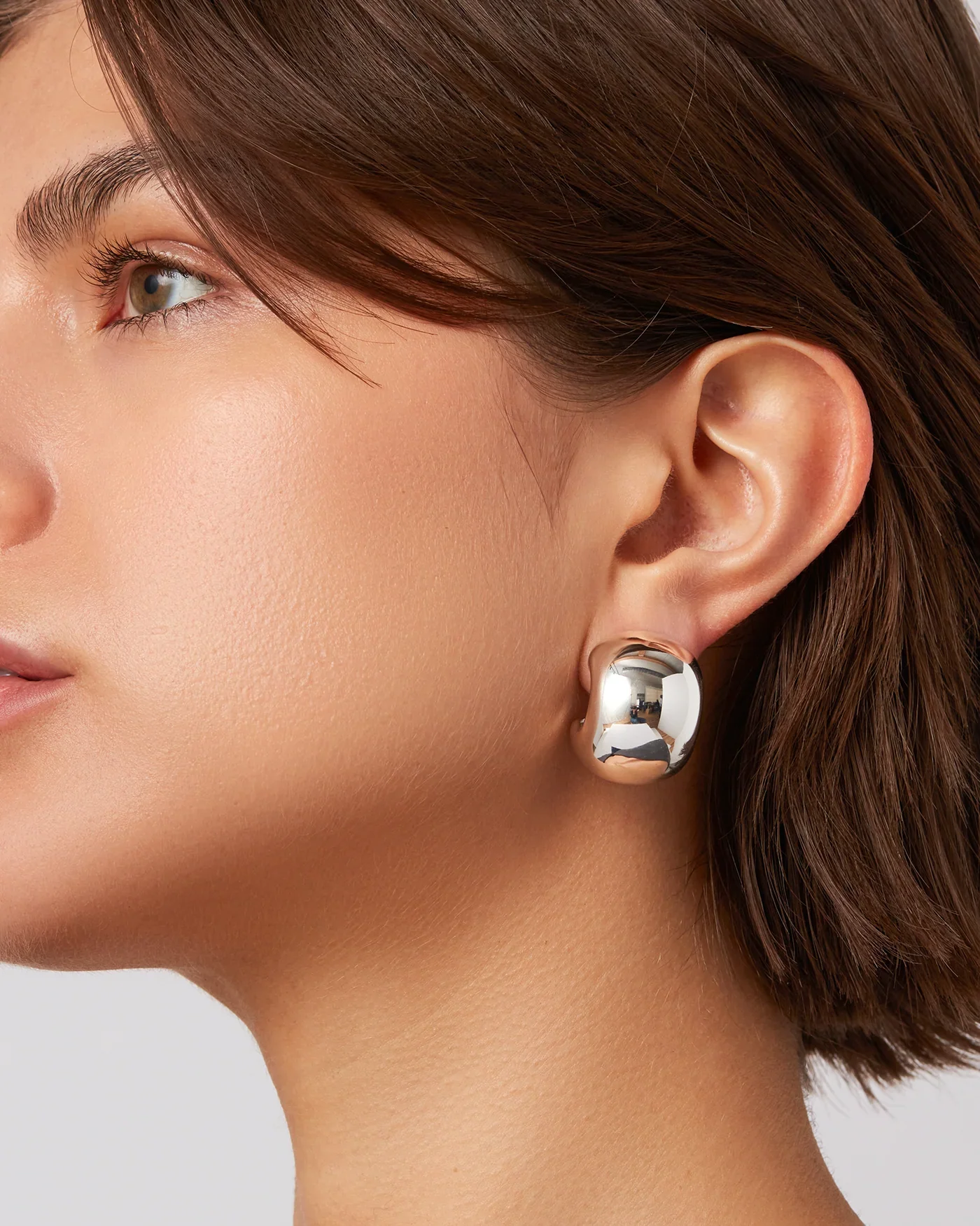 Gemma Hoop Earrings in Silver - Image 2