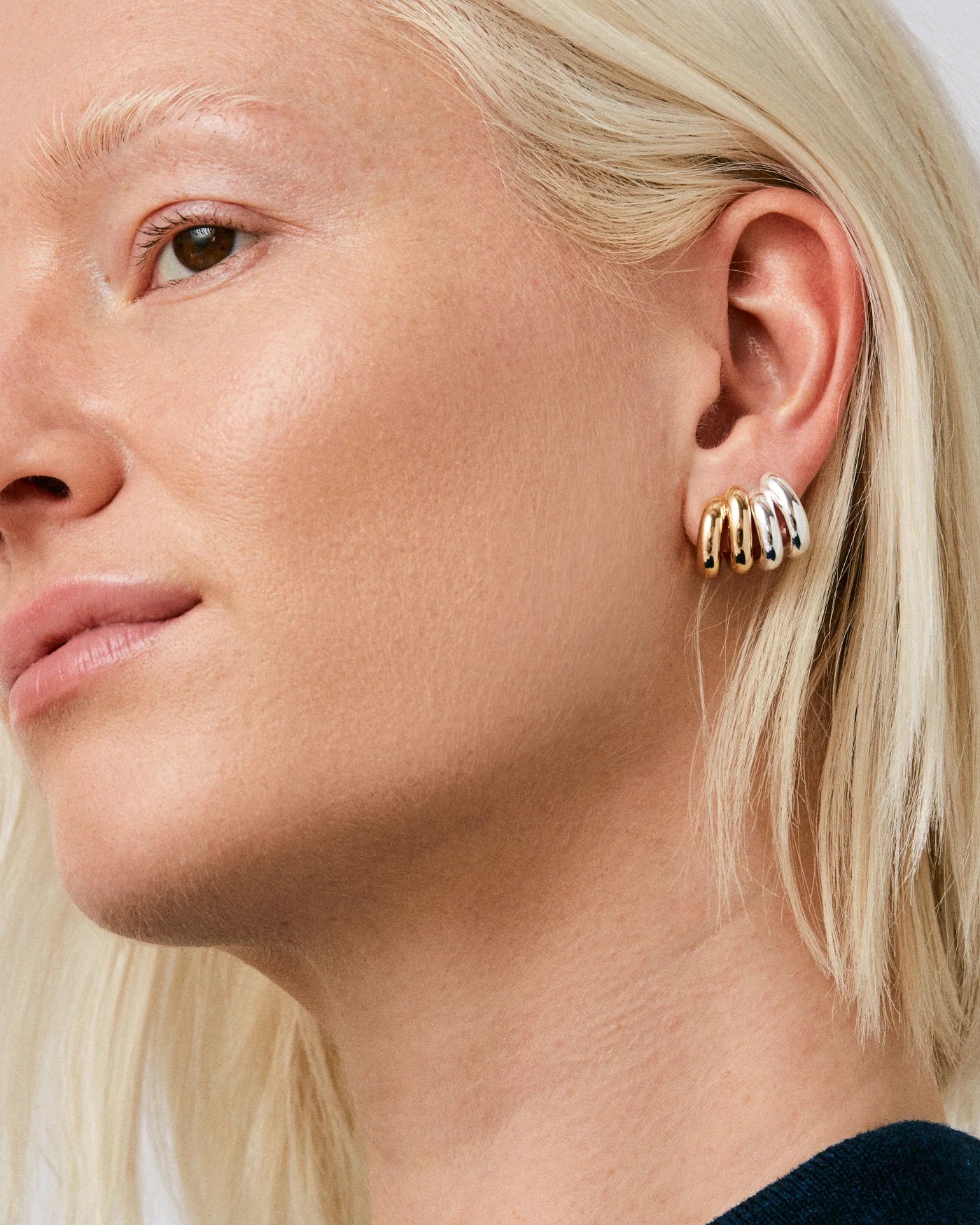 Mini Florence Earrings in Silver - Image 4