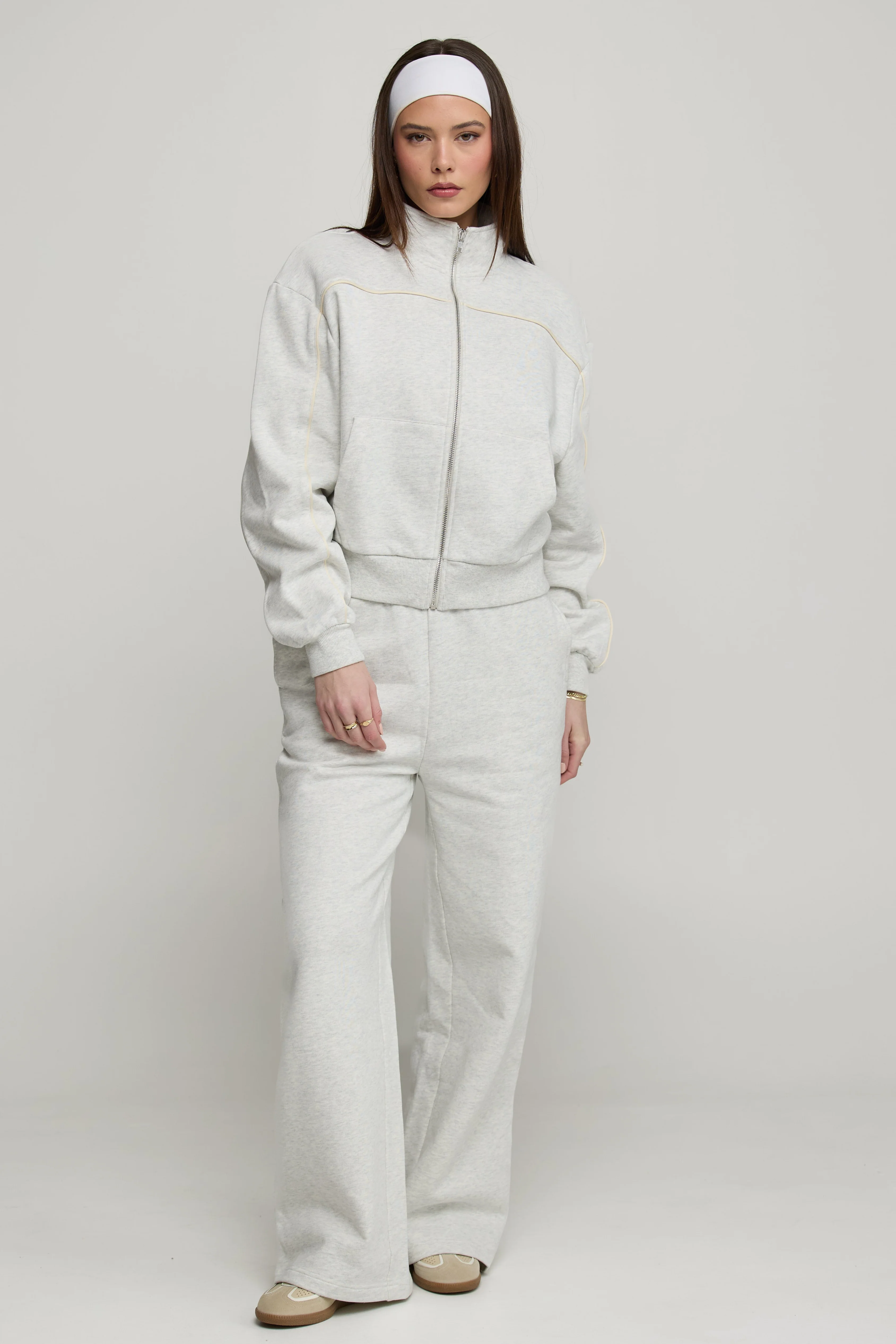 Oversized Zip - Image 4