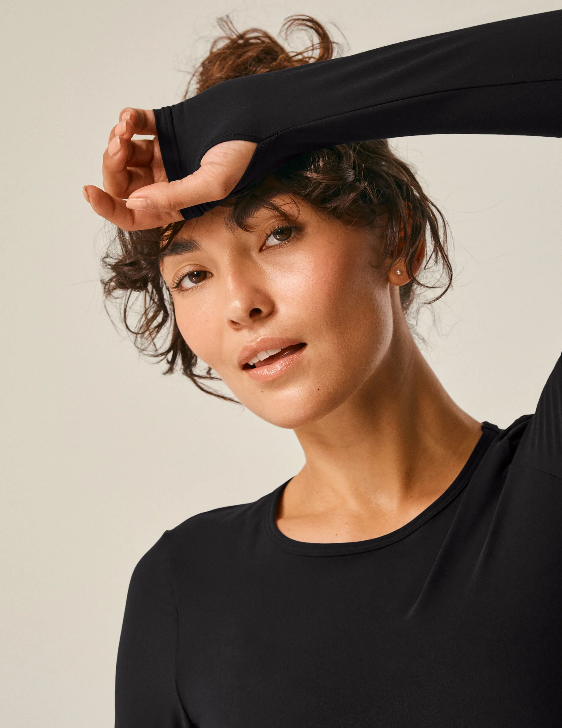 POWERBEYOND™ Lite Cardio Cropped Pullover - Image 4