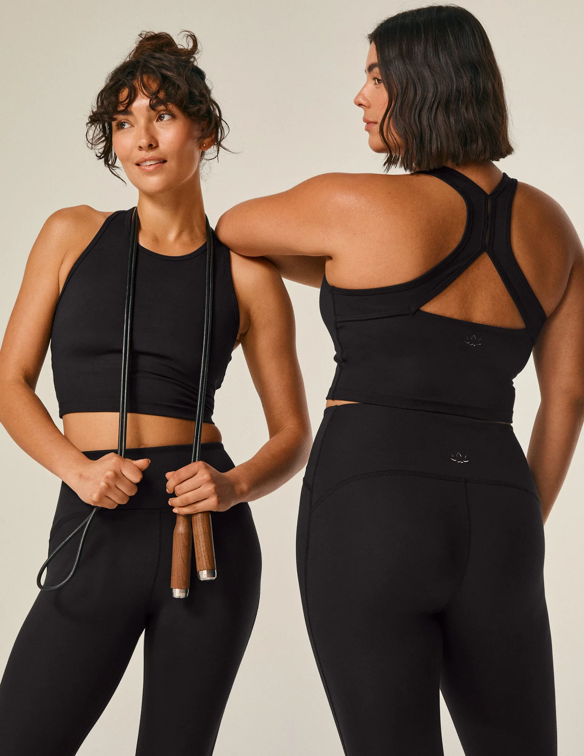 POWERBEYOND™ Strive Cropped Tank - Image 3