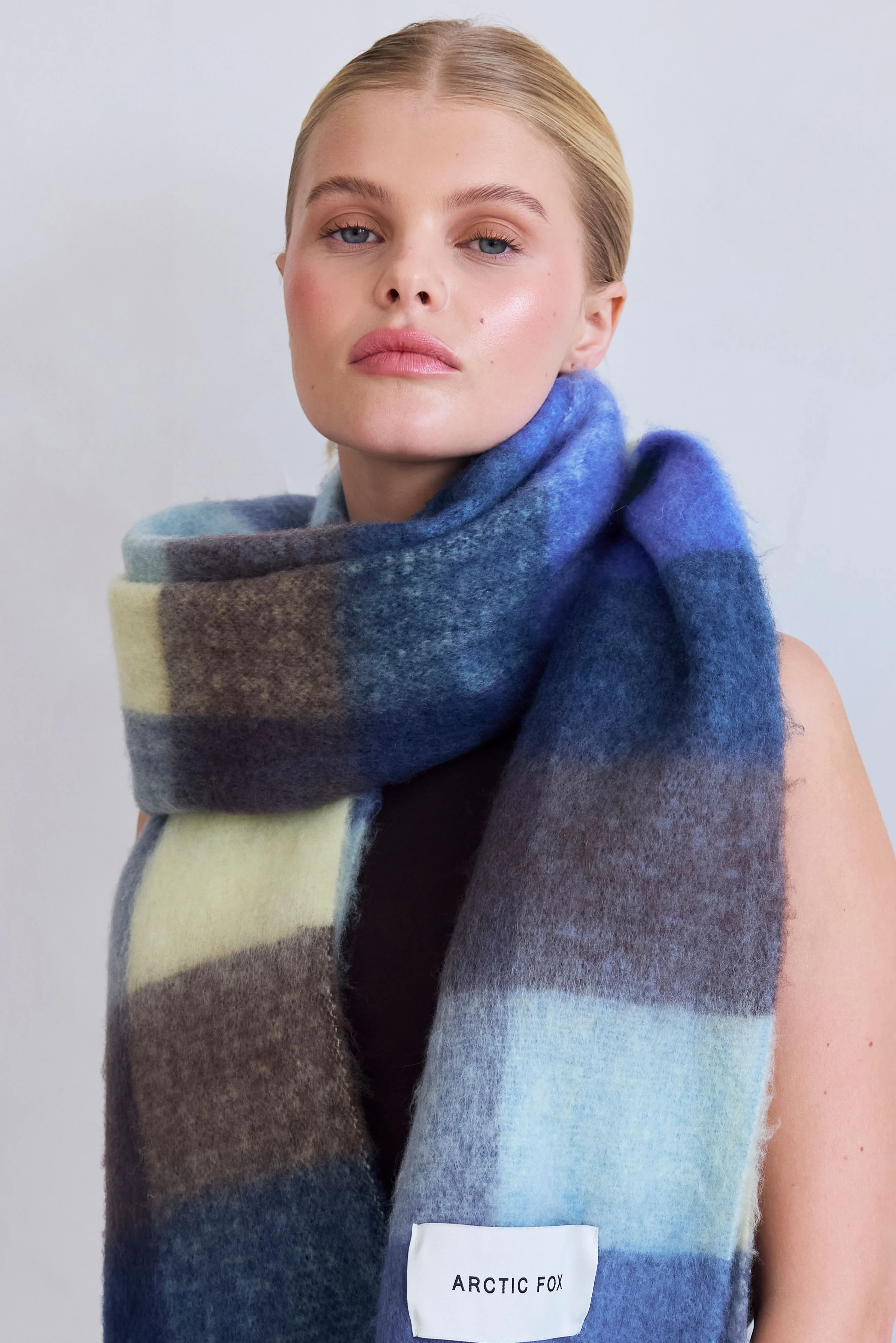 The Reykjavik Scarf - Image 3