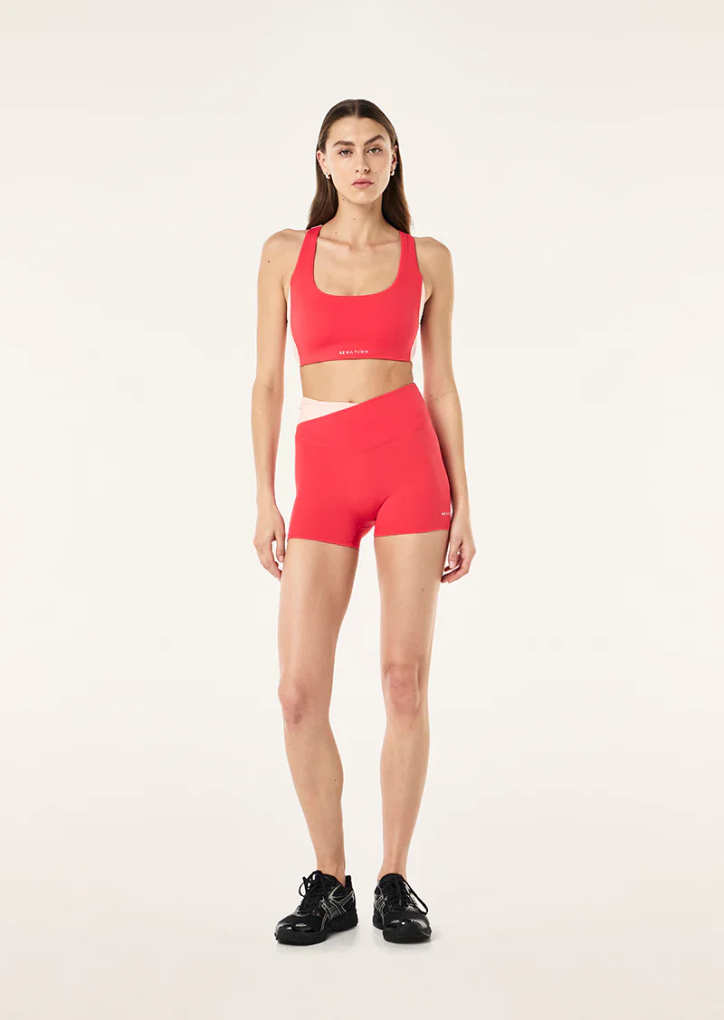 Wander 3" Bike Short In Strawberry